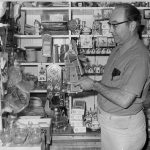 1971-01-18 GEORGE BROEKHUYSEN IN DUTCH SHOP DEE WHY